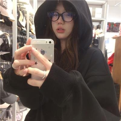 不必借光我即星辰